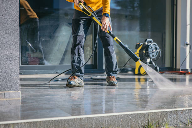 Best Residential House Exterior Washing  in Naples, UT