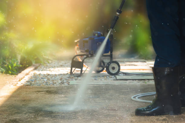 Professional Pressure Washing Services in Naples, UT